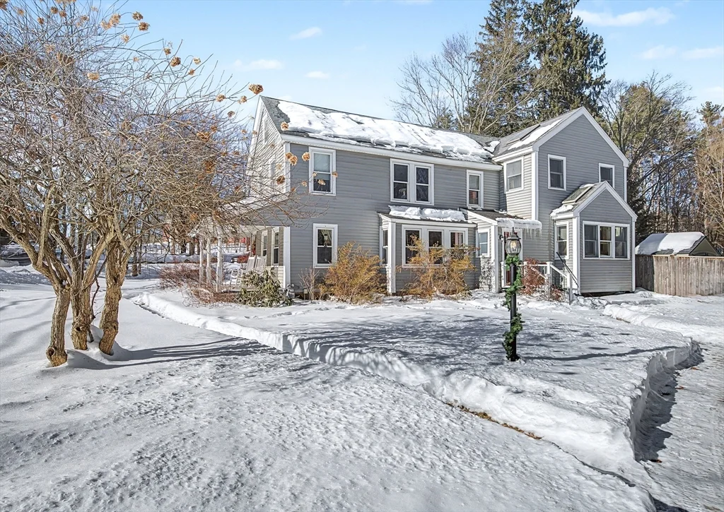 3 bed, 2 bath apartment for rent at 268 Wood St, Hopkinton — photo 2 of 22