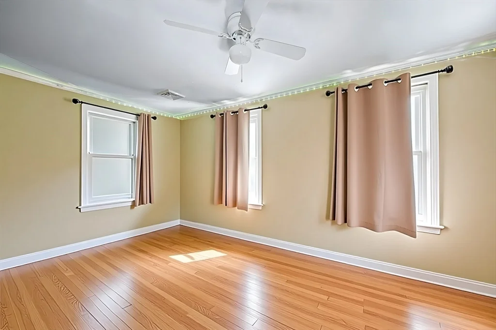 3 bed, 2 bath apartment for rent at 268 Wood St, Hopkinton — photo 17 of 22