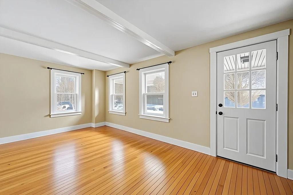 3 bed, 2 bath apartment for rent at 268 Wood St, Hopkinton — photo 9 of 22