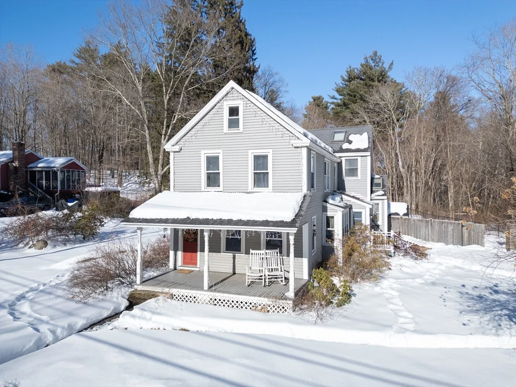 3 bed, 2 bath apartment for rent at 268 Wood St, Hopkinton — photo 1 of 22