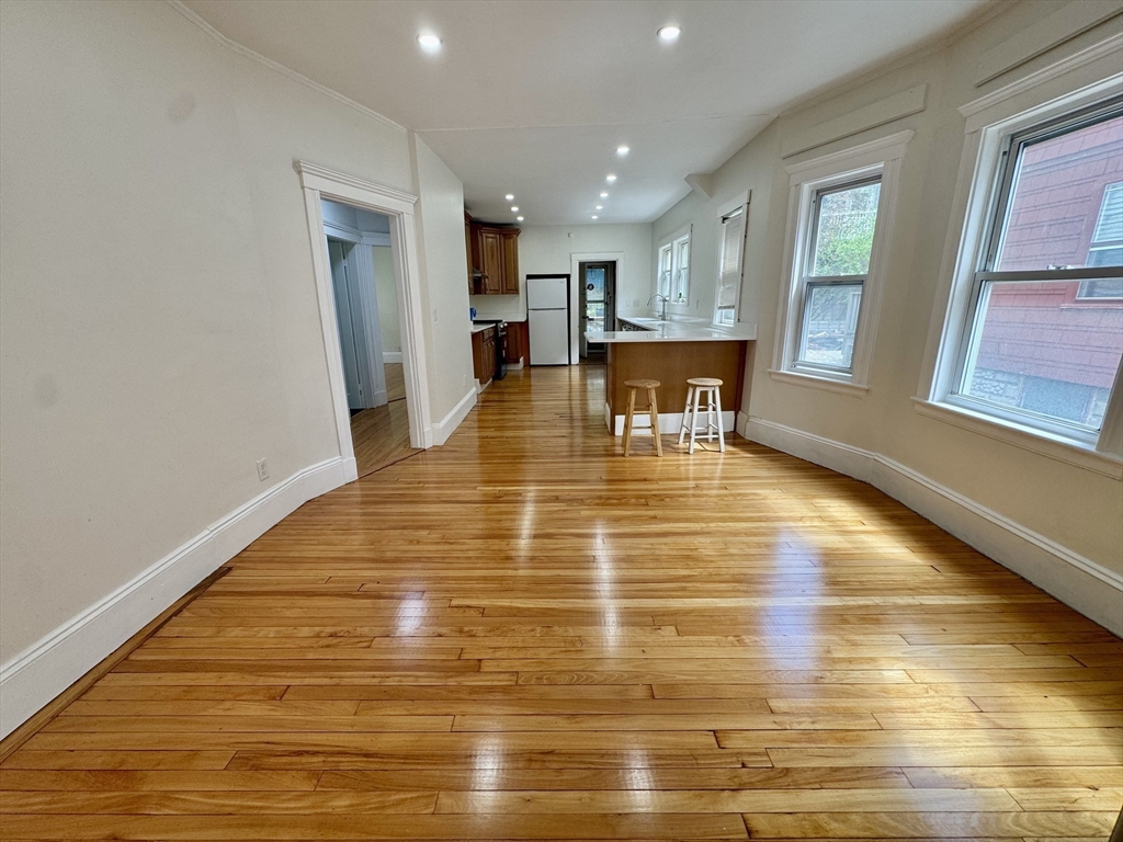 2 bed, 2 bath apartment for rent at 269 Alewife Brook Pkwa Unit 1, West Somerville — photo 3 of 20