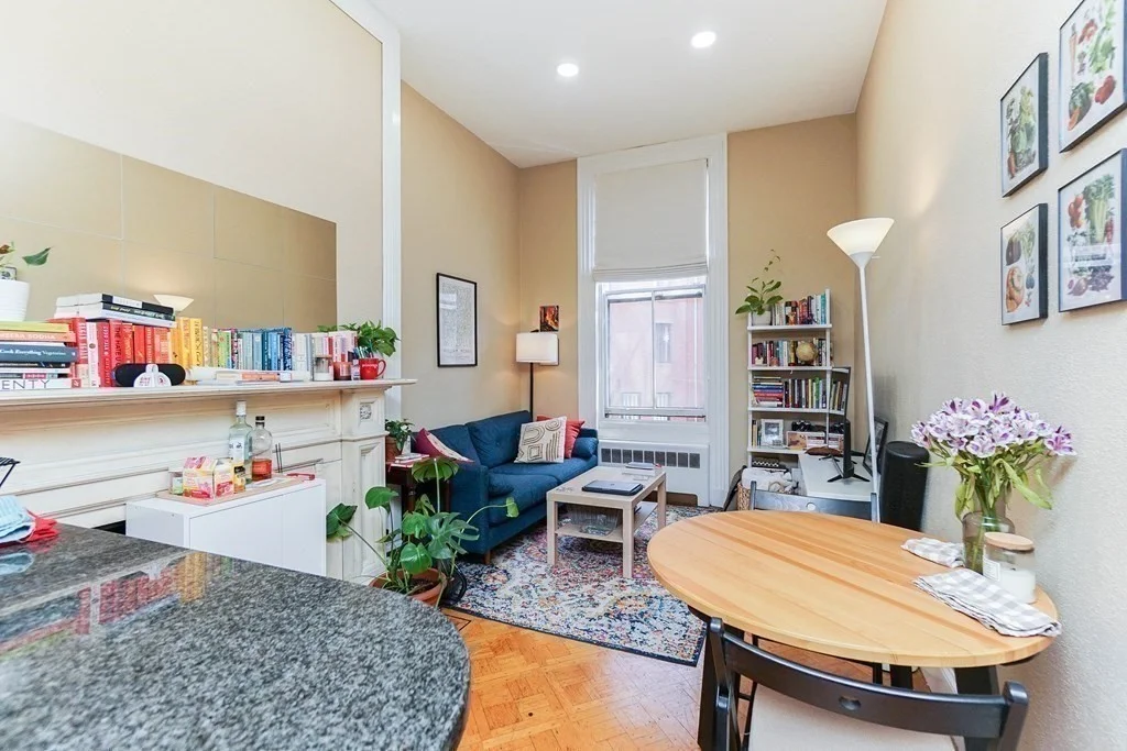 1 bed, 1 bath apartment for rent at 269 Beacon St Unit 6, Back Bay — photo 6 of 17