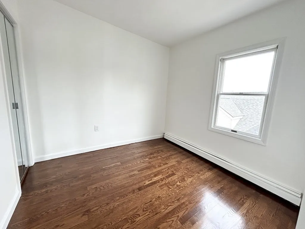 2 bed, 1.5 bath apartment for rent at 269 Bolton St Unit 2B, South Boston — photo 4 of 10