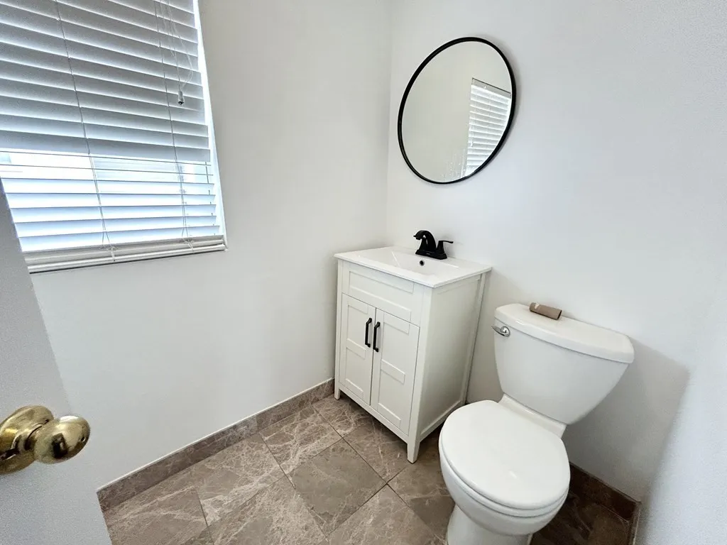 2 bed, 1.5 bath apartment for rent at 269 Bolton St Unit 2B, South Boston — photo 7 of 10