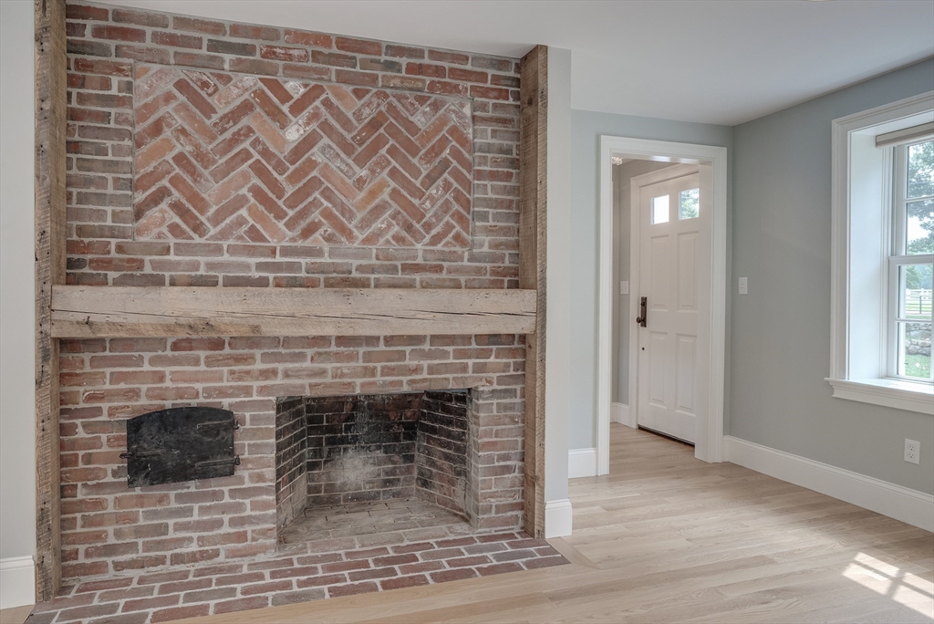 4 bed, 3 bath apartment for rent at 269 Dudley Rd Unit -, Bedford — photo 10 of 34