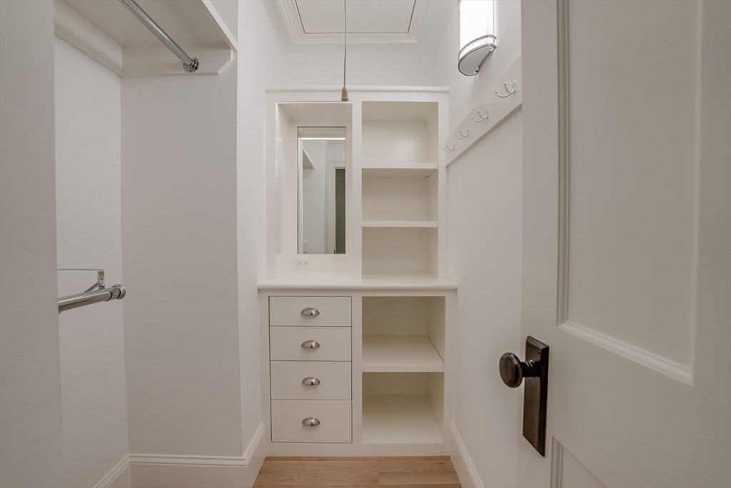4 bed, 3 bath apartment for rent at 269 Dudley Rd Unit -, Bedford — photo 20 of 34