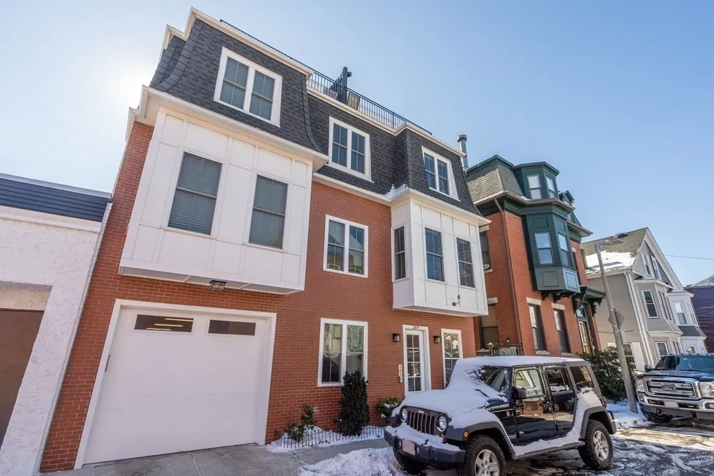 2 bed, 1 bath apartment for rent at 269 Emerson St Unit 1, South Boston — photo 14 of 14