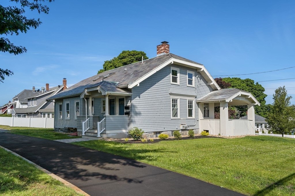 2 bed, 1 bath apartment for rent at 269 Franklin St Unit 2, Quincy — photo 1 of 14