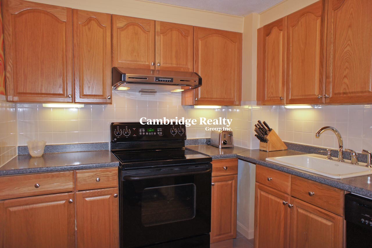 2 bed, 1 bath apartment for rent at 269 Harvard St Unit 1T, Mid-Cambridge