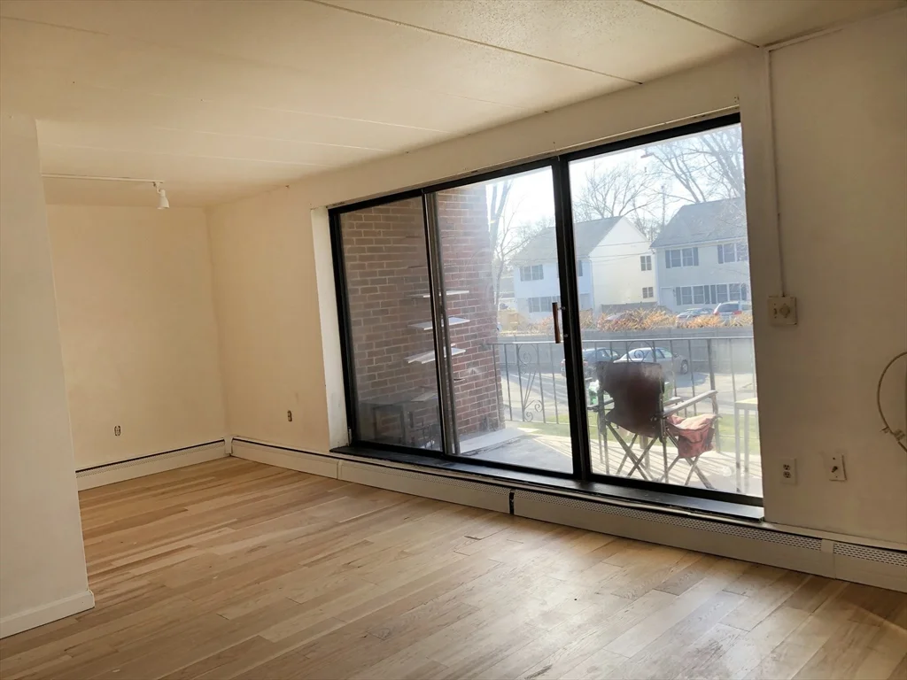 2 bed, 1 bath apartment for rent at 269 Lake St Unit 3, Weymouth — photo 7 of 18