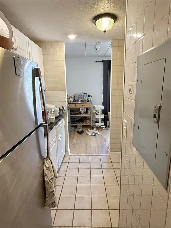 2 bed, 1 bath apartment for rent at 269 Lake St Unit 3, Weymouth — photo 9 of 18