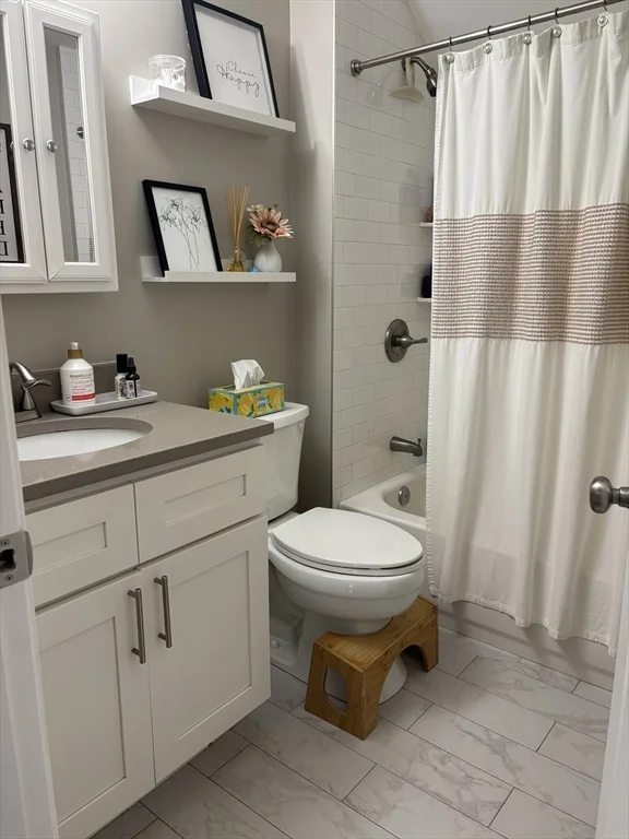 3 bed, 1 bath apartment for rent at 269 Minot Unit 1, Dorchester — photo 7 of 16
