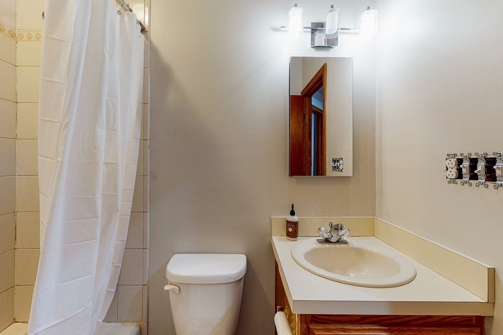 2 bed, 1 bath apartment for rent at 269 North St Unit 1, North End — photo 7 of 10