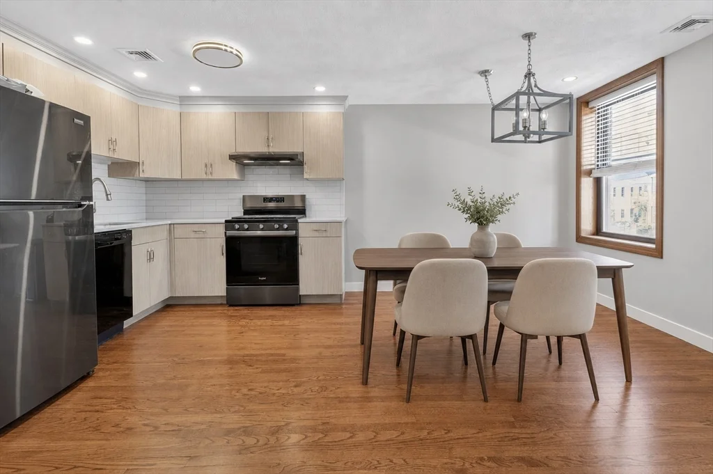 2 bed, 1 bath apartment for rent at 269 North St Unit 2, North End — photo 2 of 9