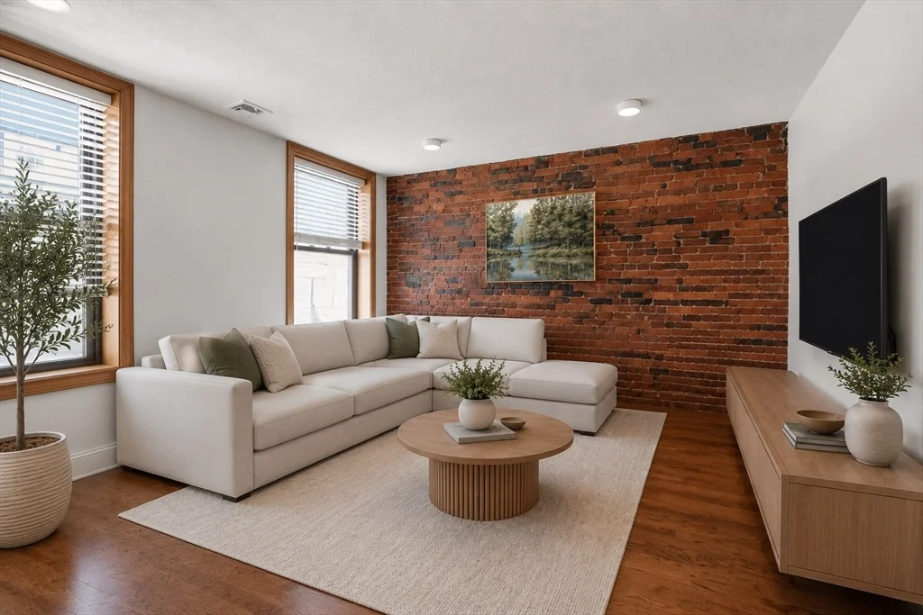 2 bed, 1 bath apartment for rent at 269 North St Unit 2, North End