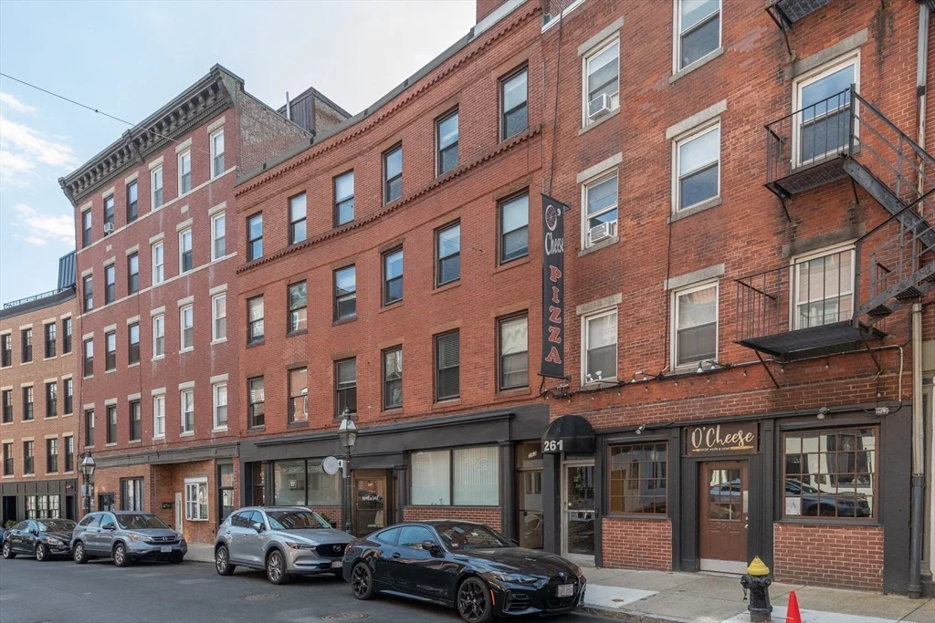 2 bed, 1 bath apartment for rent at 269 North St Unit 2, North End — photo 6 of 9