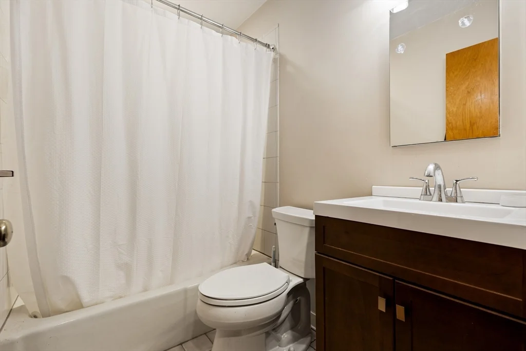 2 bed, 1 bath apartment for rent at 269 North St Unit 3, North End — photo 10 of 17