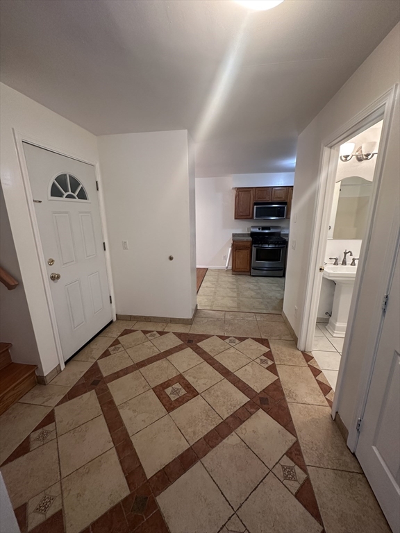 3 bed, 2 bath apartment for rent at 269 Norwell St Unit 2, Dorchester — photo 7 of 21