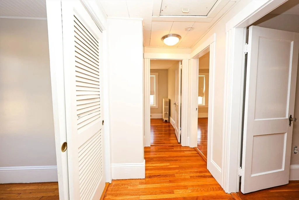 3 bed, 1 bath apartment for rent at 269 Pond St, Braintree — photo 19 of 22