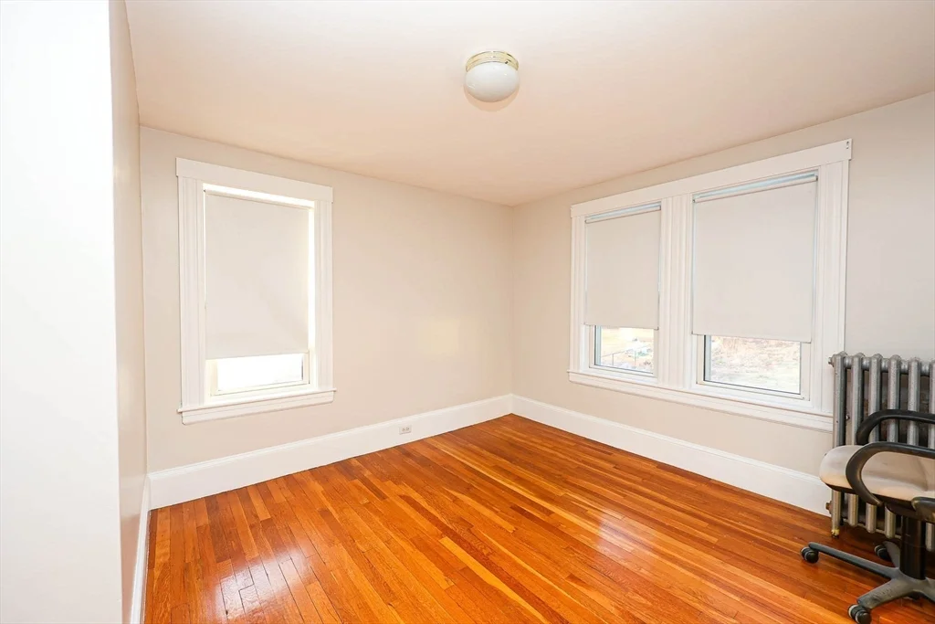 3 bed, 1 bath apartment for rent at 269 Pond St, Braintree — photo 16 of 22