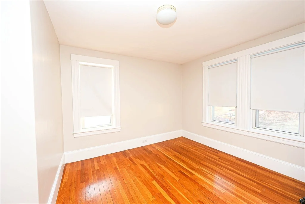 3 bed, 1 bath apartment for rent at 269 Pond St, Braintree — photo 18 of 22
