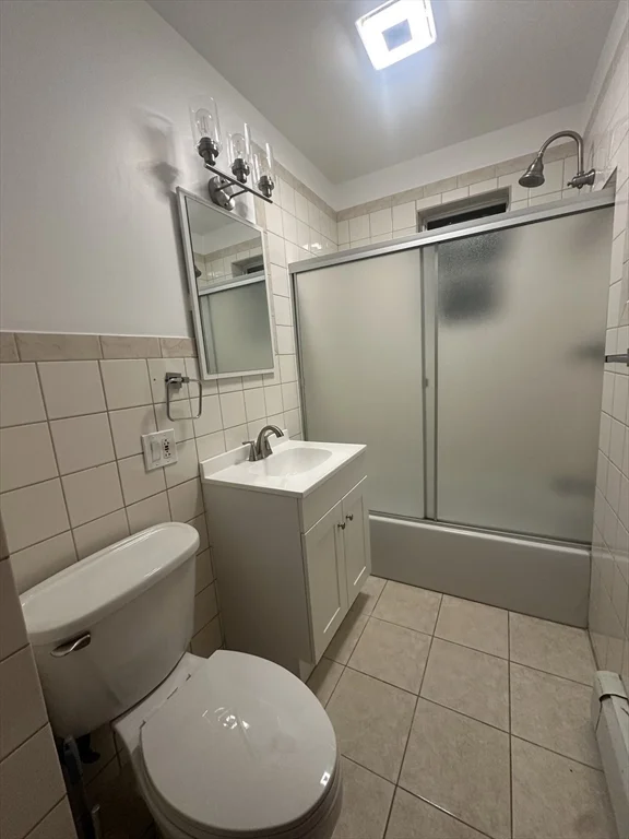 3 bed, 1 bath apartment for rent at 269 South Broadway Unit 2, Lawrence — photo 12 of 12