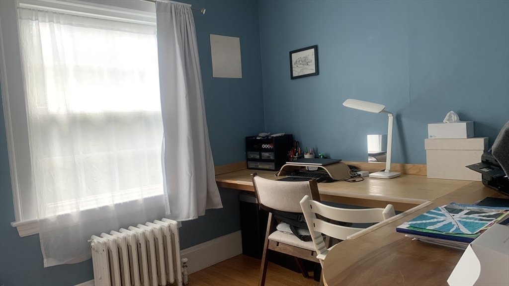 4 bed, 3 bath apartment for rent at 269 Waltham St, Newton — photo 23 of 30
