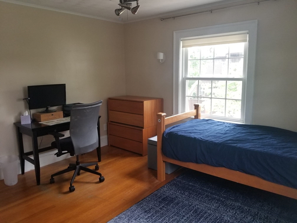 4 bed, 3 bath apartment for rent at 269 Waltham St, Newton — photo 21 of 30