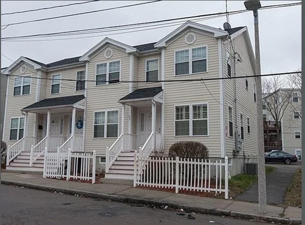 2 bed, 1 bath apartment for rent at 26a Batchelder Unit 1, Roxbury — photo 1 of 14
