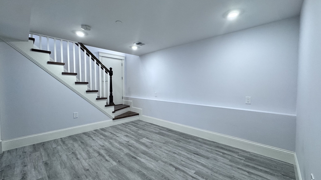 3 bed, 3 bath apartment for rent at 27-29 Aberdeen Rd Unit 1, Somerville — photo 23 of 30