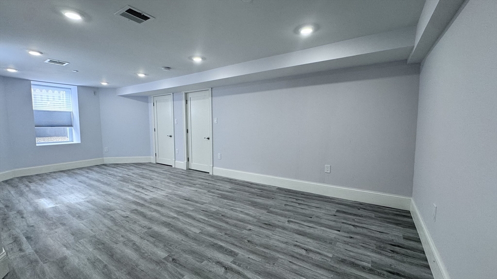 3 bed, 3 bath apartment for rent at 27-29 Aberdeen Rd Unit 1, Somerville — photo 30 of 30