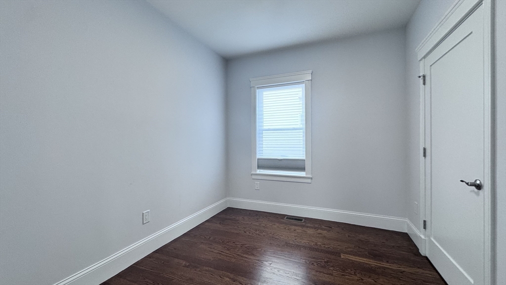 3 bed, 3 bath apartment for rent at 27-29 Aberdeen Rd Unit 1, Somerville — photo 16 of 30