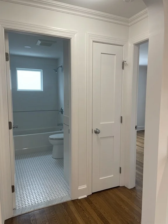 4 bed, 2 bath apartment for rent at 27-29 Crescent Rd Unit 27, Belmont — photo 12 of 19
