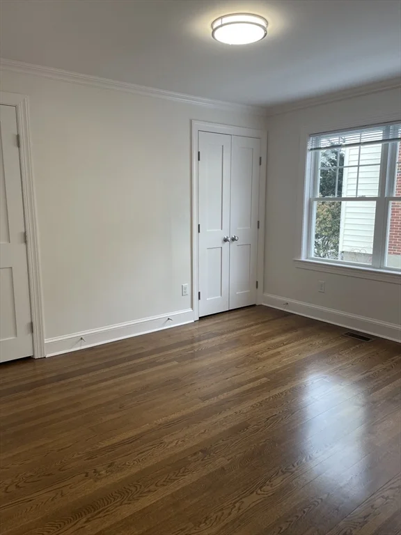 4 bed, 2 bath apartment for rent at 27-29 Crescent Rd Unit 27, Belmont — photo 9 of 19