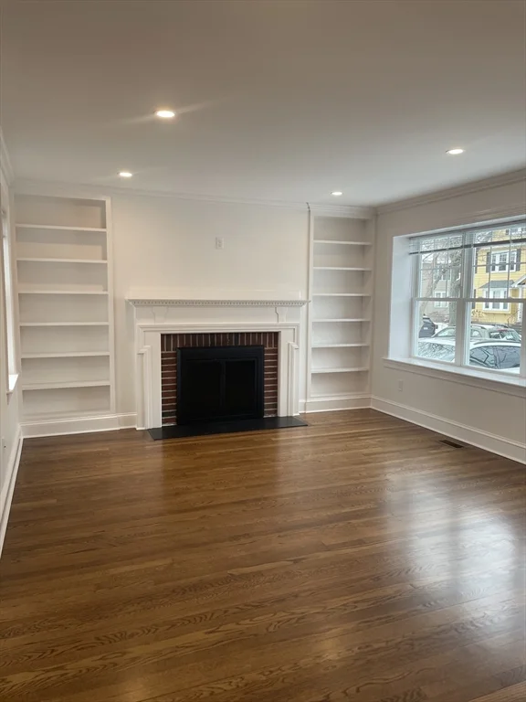 4 bed, 2 bath apartment for rent at 27-29 Crescent Rd Unit 27, Belmont — photo 2 of 19