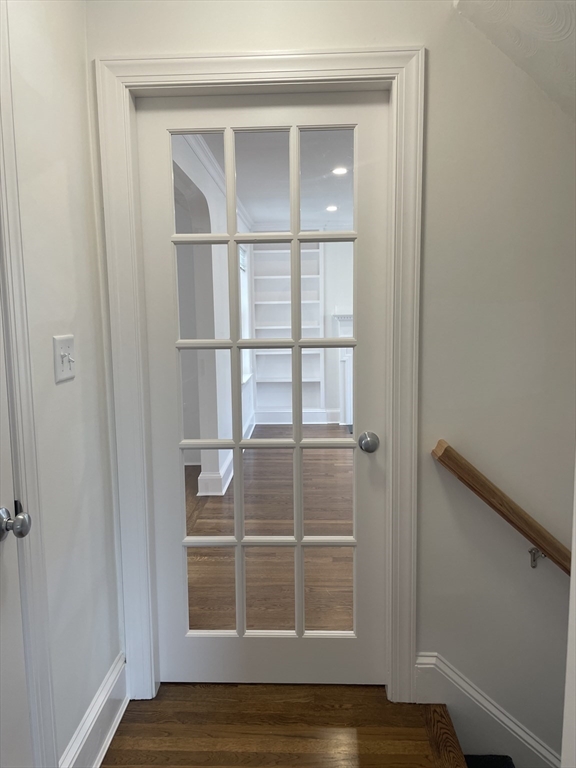 4 bed, 2 bath apartment for rent at 27-29 Crescent Rd Unit 29, Belmont — photo 2 of 21