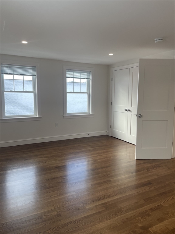 4 bed, 2 bath apartment for rent at 27-29 Crescent Rd Unit 29, Belmont — photo 17 of 21