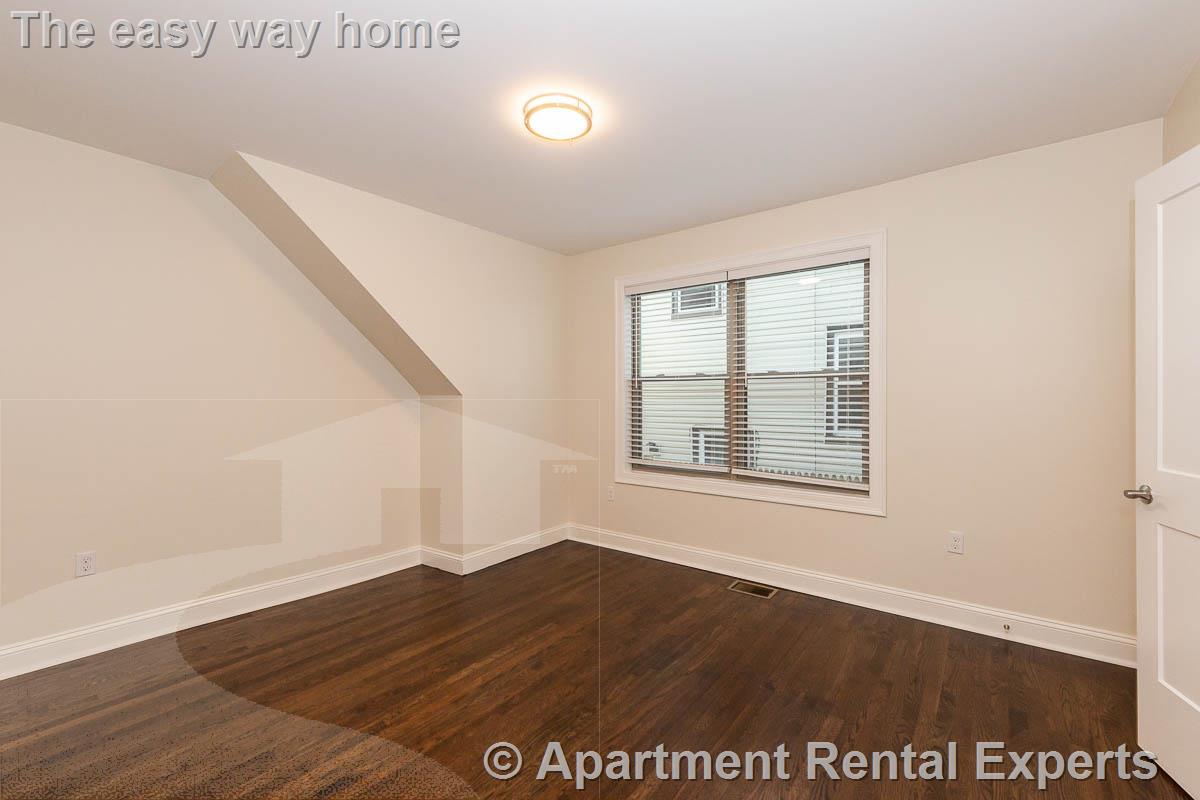 4 bed, 4+ bath apartment for rent at 27-29 First St Unit 1, Wellington — photo 8 of 21