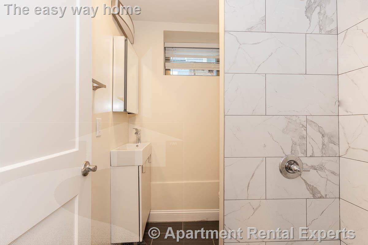 4 bed, 4+ bath apartment for rent at 27-29 First St Unit 1, Wellington — photo 15 of 21