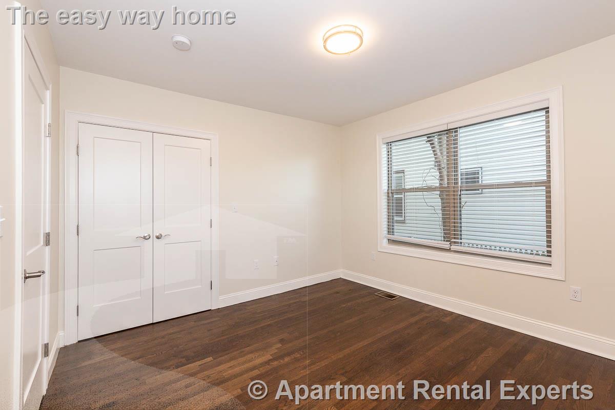 4 bed, 4+ bath apartment for rent at 27-29 First St Unit 1, Wellington — photo 10 of 21