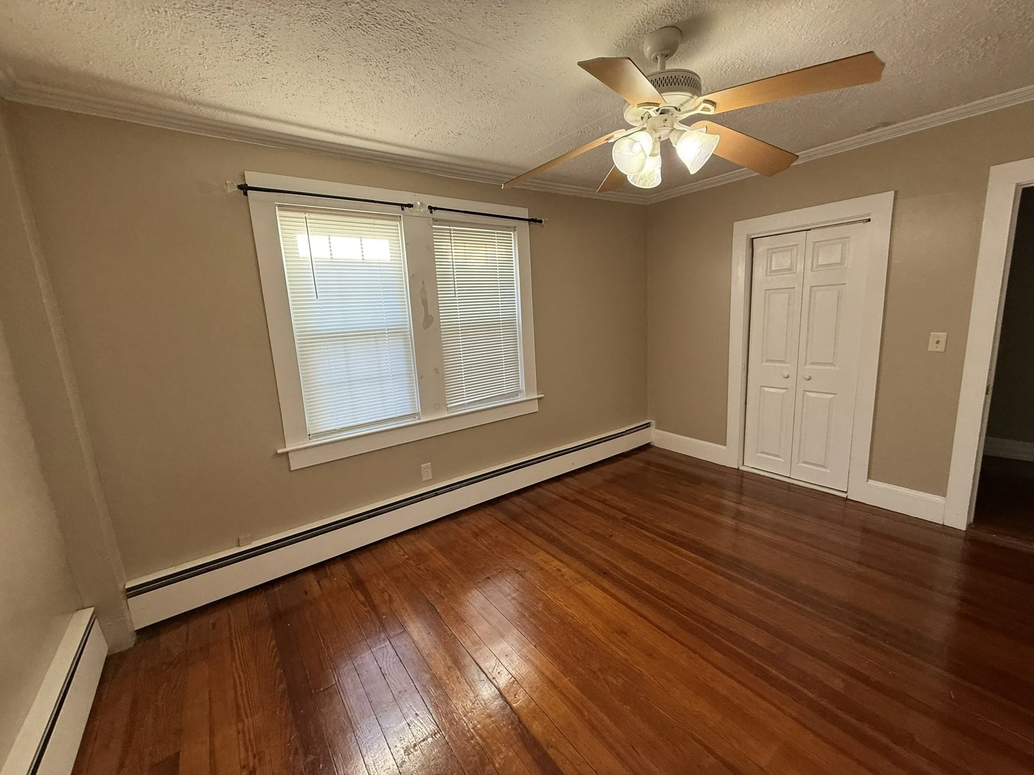 2 bed, 1 bath apartment for rent at 27-29 Pleasant St Unit 1R, South Braintree — photo 5 of 14