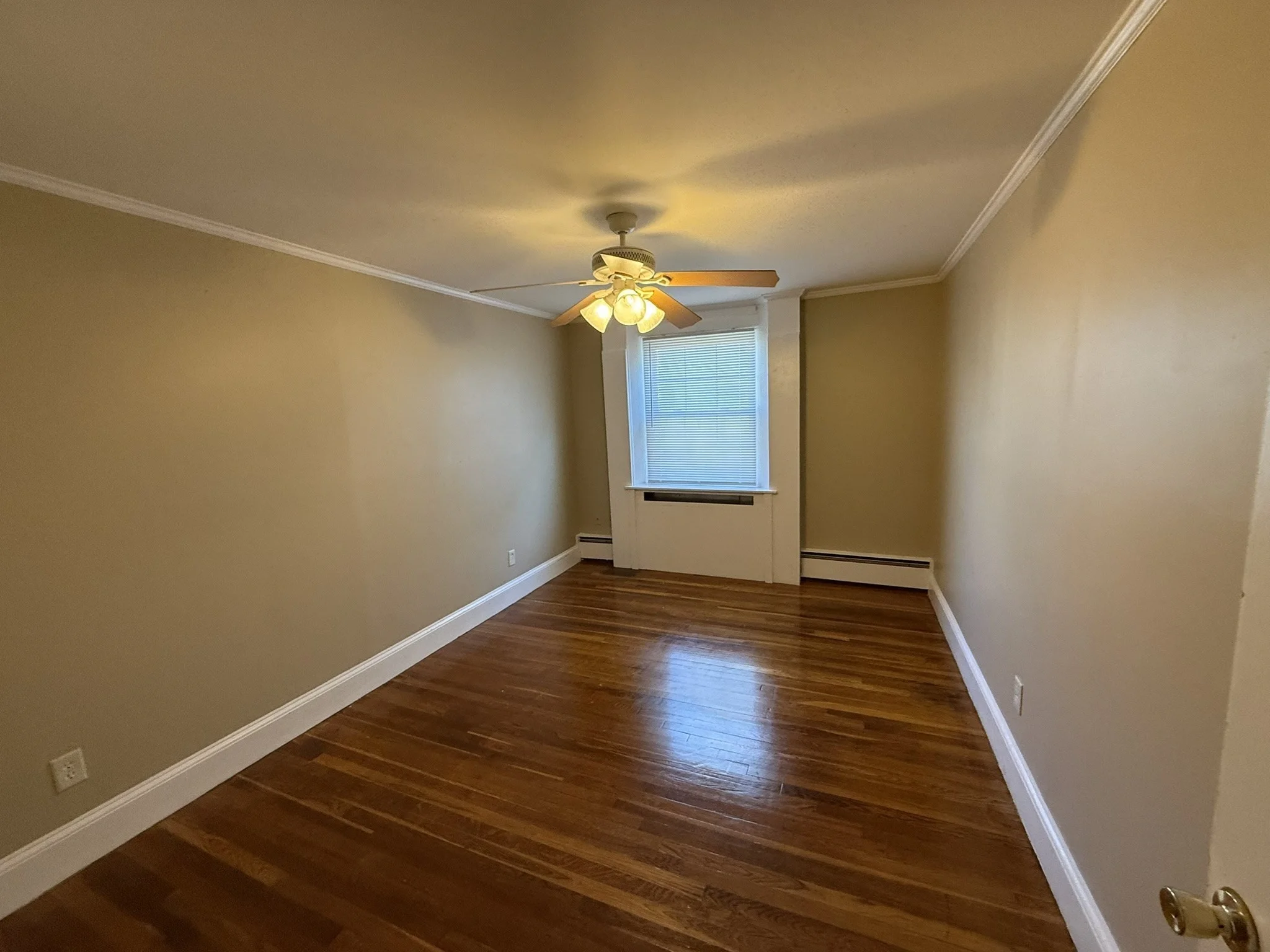 2 bed, 1 bath apartment for rent at 27-29 Pleasant St Unit 1R, South Braintree — photo 8 of 14