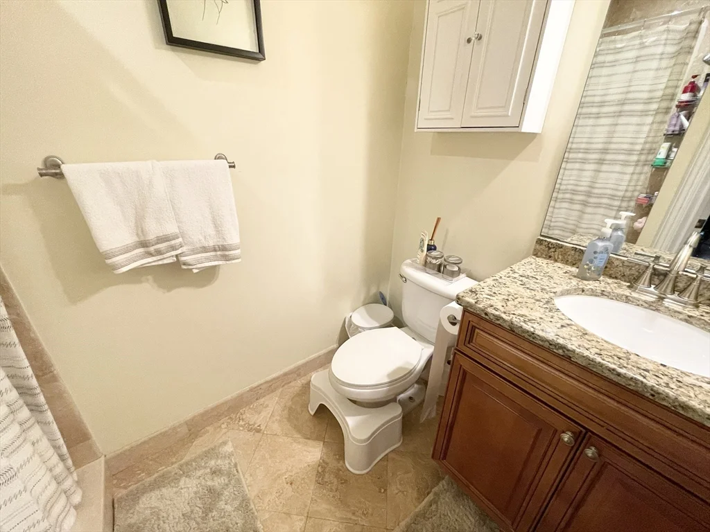 3 bed, 2 bath apartment for rent at 27 Telegraph St Unit Street, South Boston — photo 18 of 22