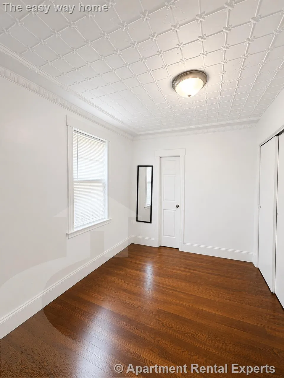 2 bed, 1 bath apartment for rent at 27-29 Thacher St, Malden Center — photo 3 of 13