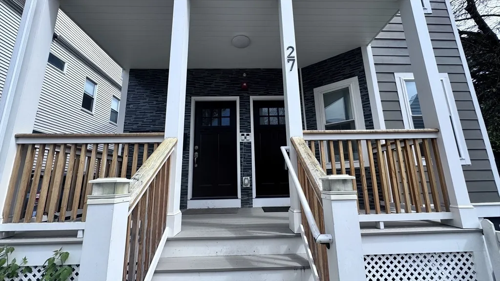 3 bed, 3 bath apartment for rent at 27-29 Aberdeen Rd Unit 1, Powder House Square — photo 28 of 30