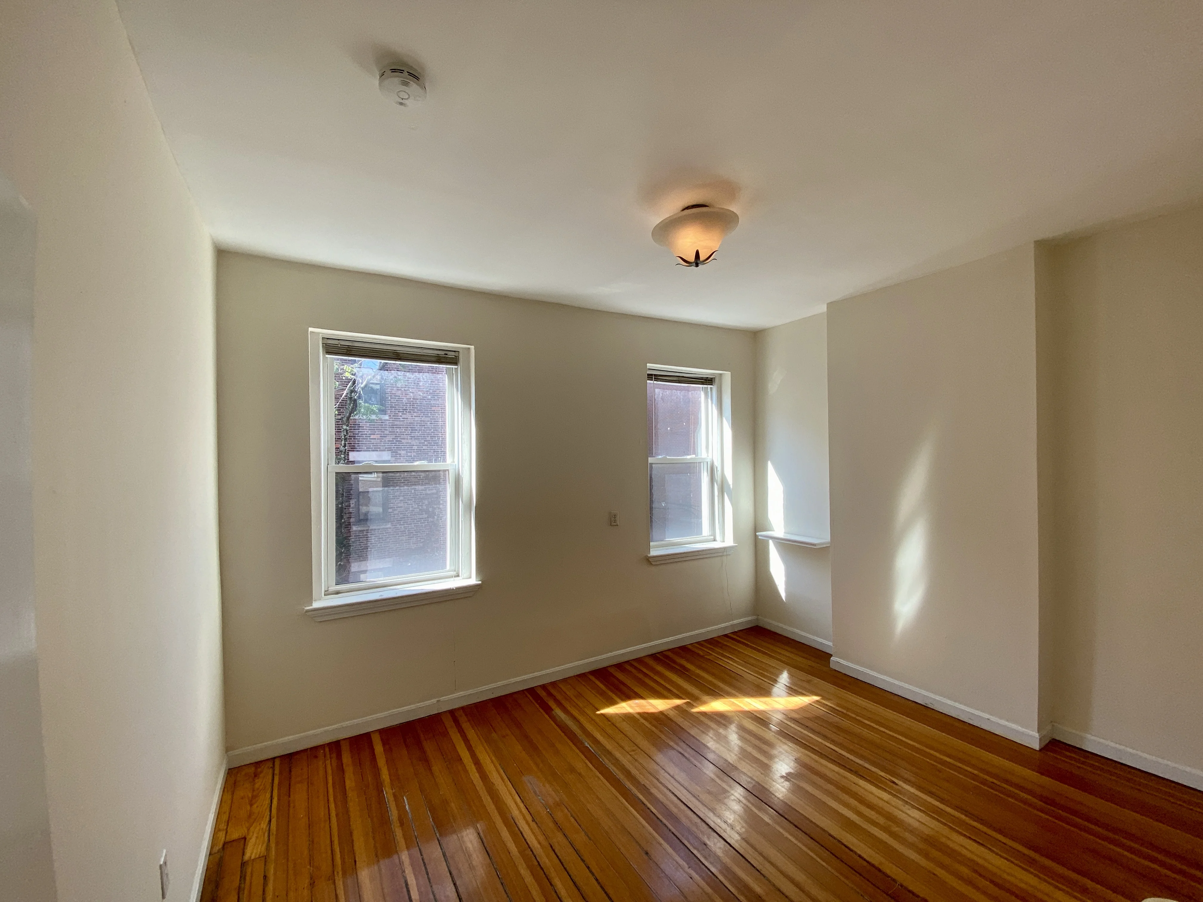 3 bed, 1.5 bath apartment for rent at 27 Aberdeen St Unit 4C, Fenway — photo 6 of 6