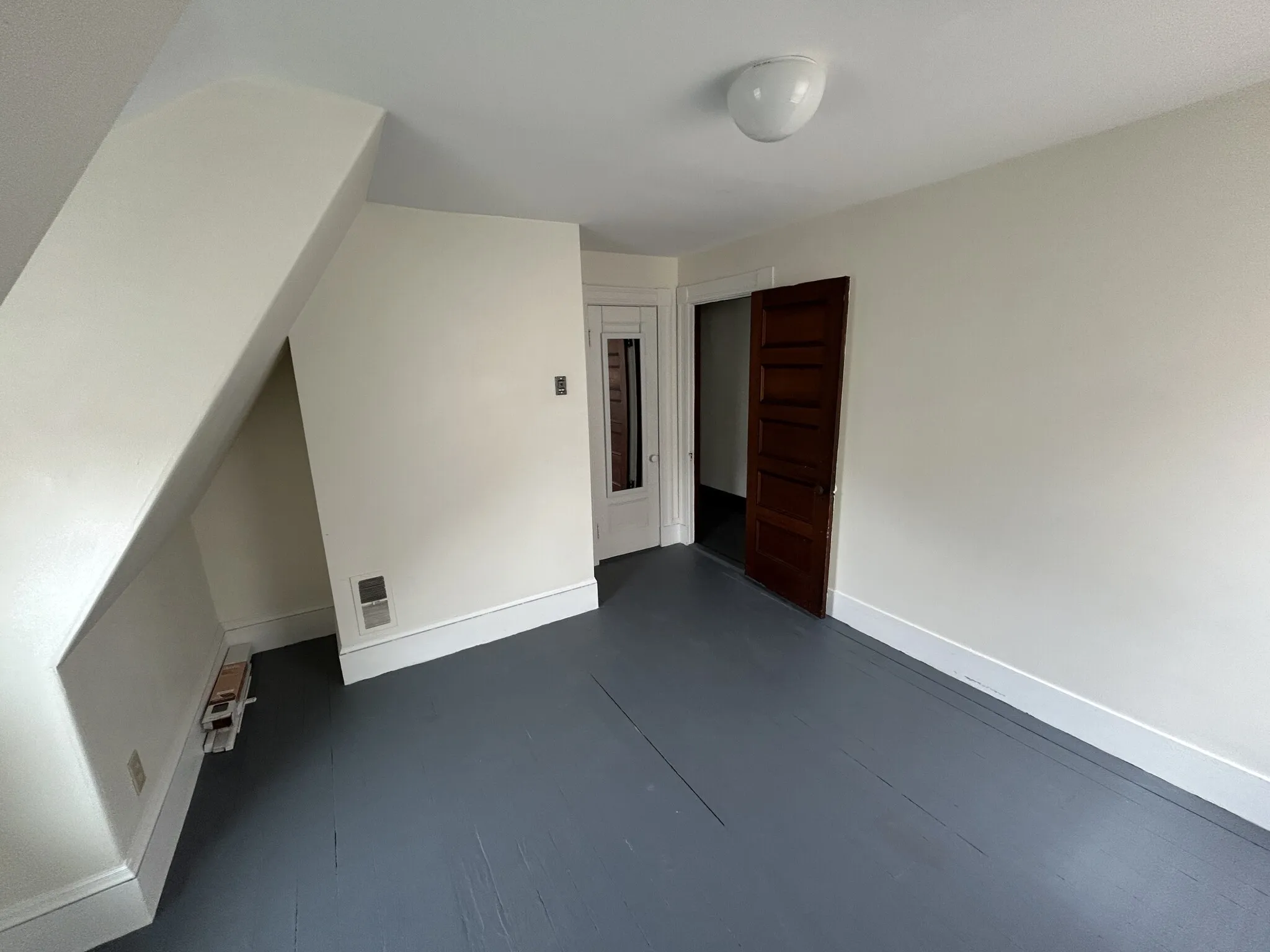4 bed, 1 bath apartment for rent at 27 Albion St Unit 27R-1, Powder House Square — photo 20 of 22