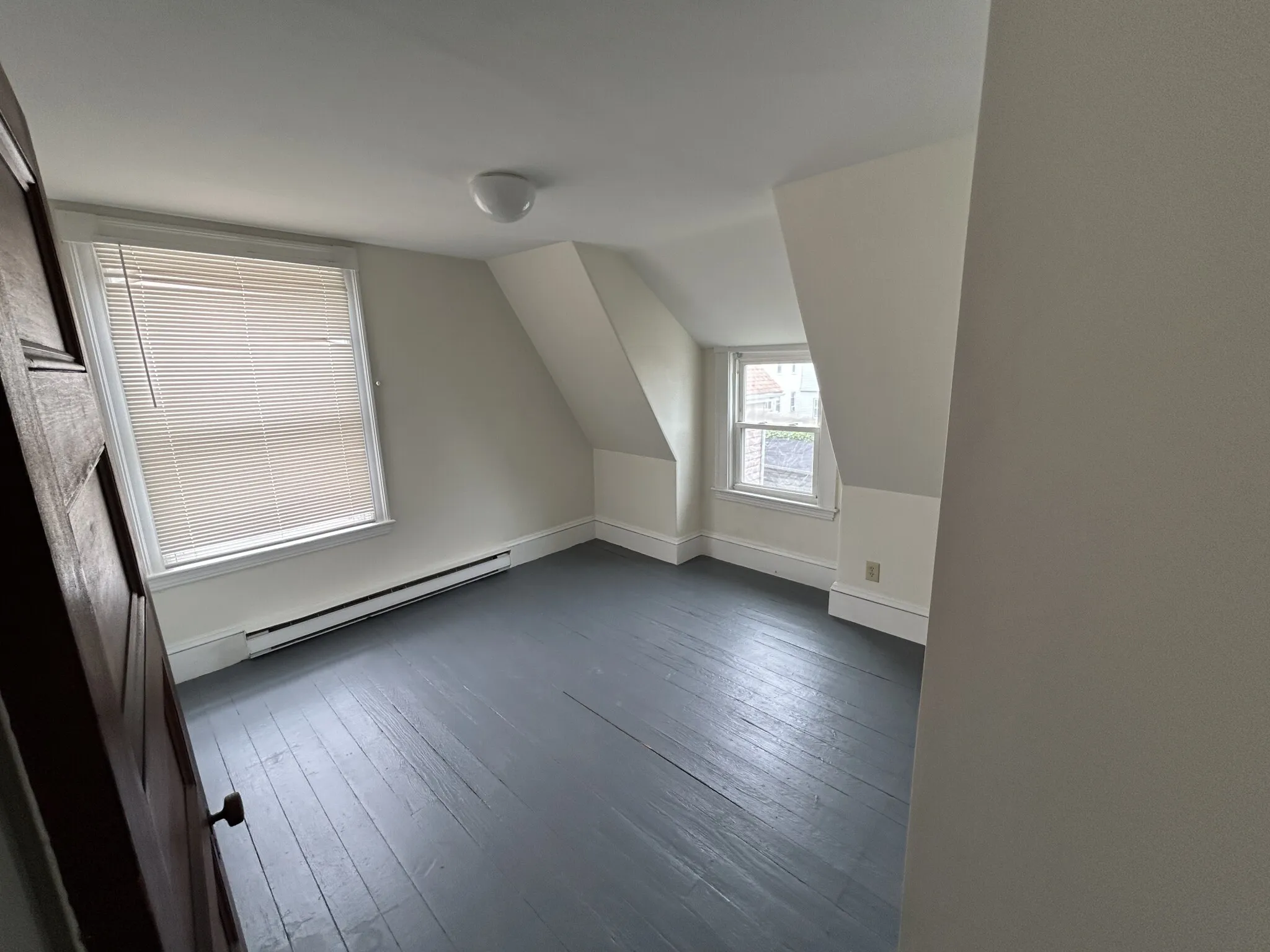 4 bed, 1 bath apartment for rent at 27 Albion St Unit 27R-1, Powder House Square — photo 18 of 22