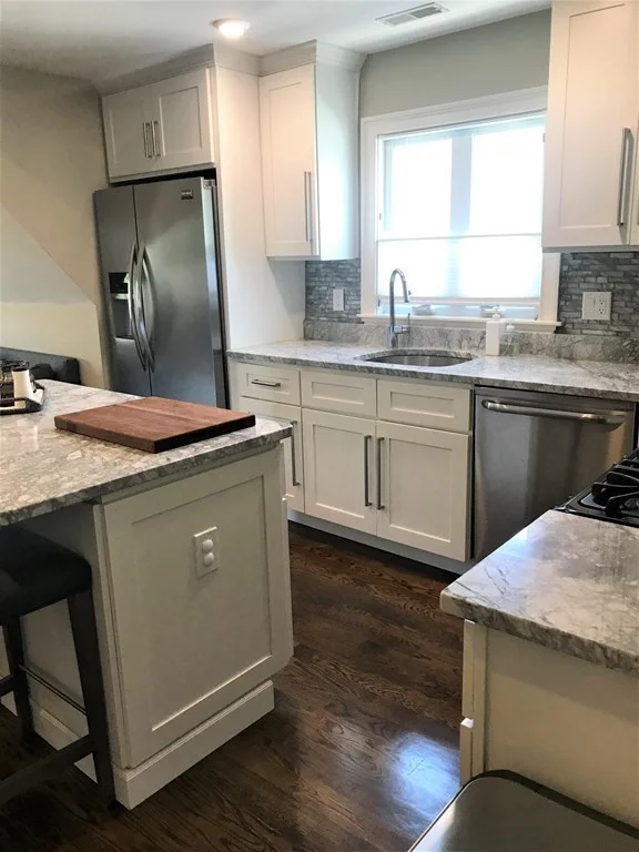 2 bed, 2 bath apartment for rent at 27 Albion St Unit 3, Powder House Square — photo 3 of 24