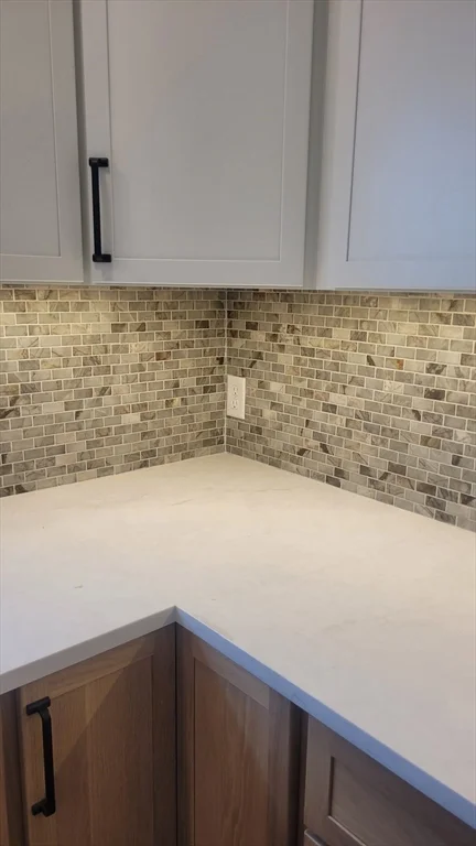 4 bed, 2 bath apartment for rent at 27 Amaranth Ave Unit 2, Medford — photo 4 of 29